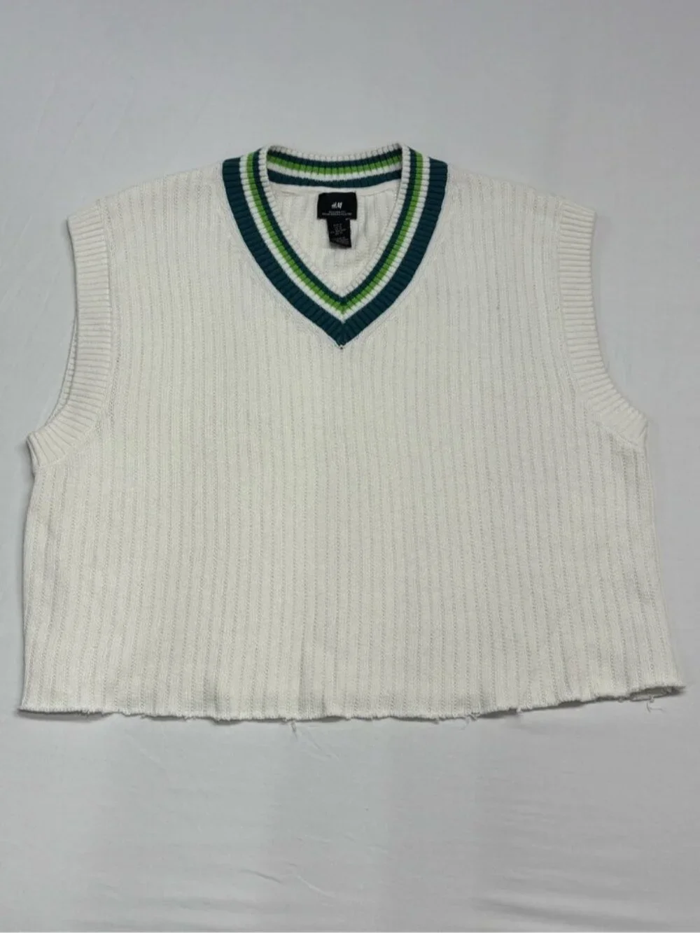 H&M White Boxy Fit Rib-Knit Striped Cricket Sweater Vest Medium - 626